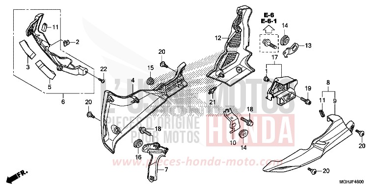 PANNEAU INFERIEUR de VFR1200X "Crosstourer" Méca CANDY PROMINENCE RED (R342) 2018